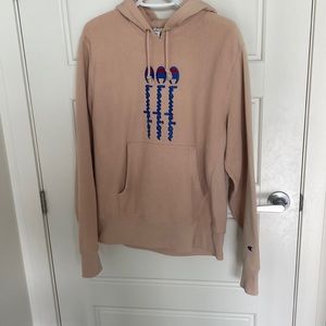 Light pink Champion hoodie💓